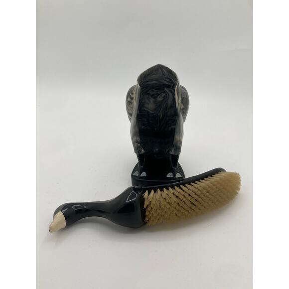 Vintage Goose Clothes Brush Plastic Bakelite Style Figural Vanity Brush - Picture 6 of 7